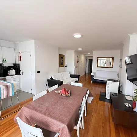 By The Ocean 波瓦－迪瓦尔津